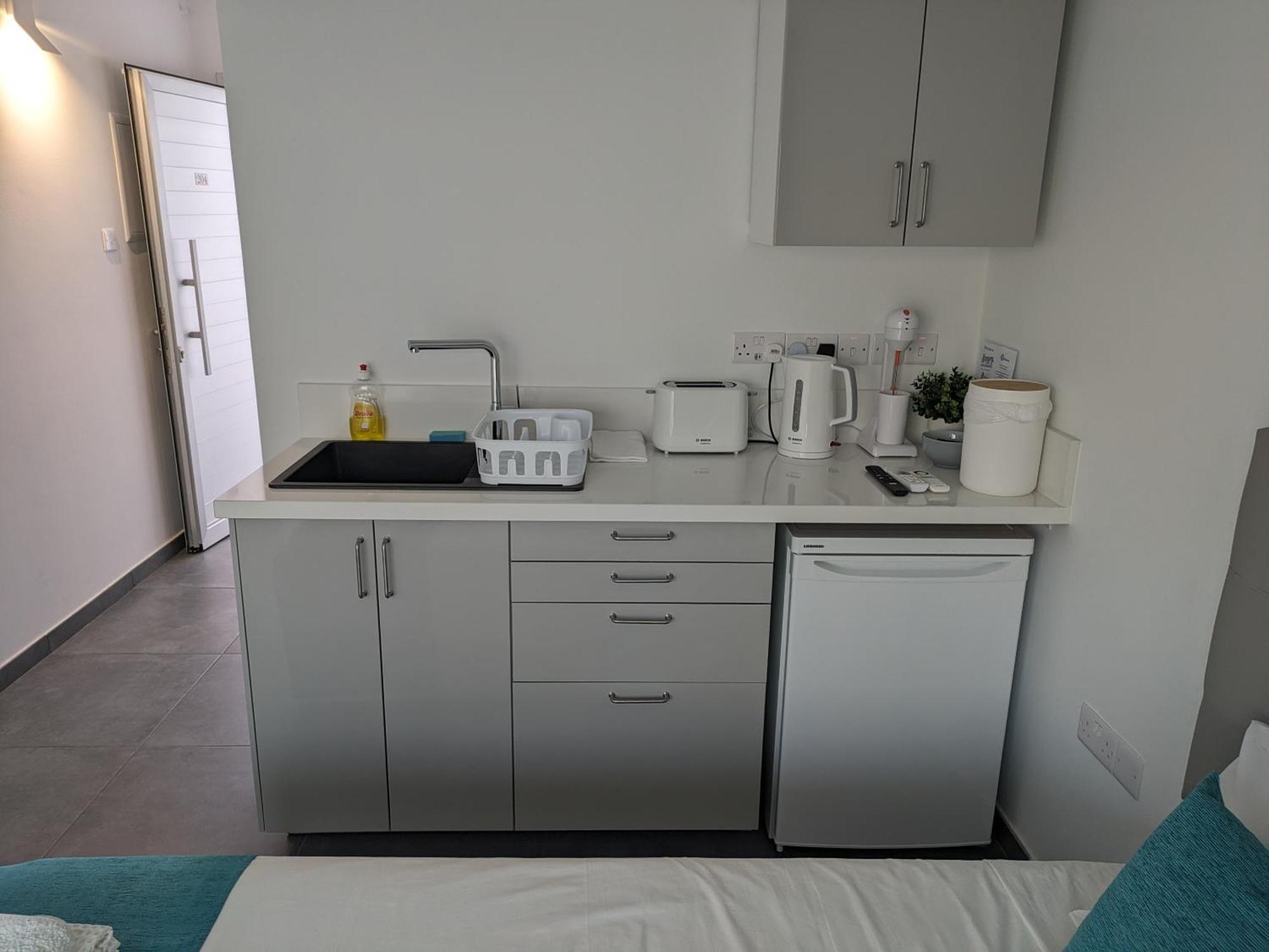 Memory Apartments Aya Napa Dış mekan fotoğraf